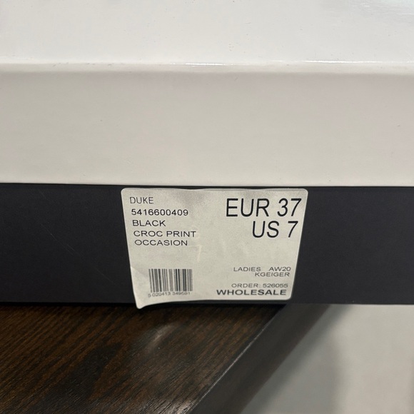 NWB Kurt Geiger Black Croc-Embossed Pointed Toe Mule Heels - Picture 5 of 5